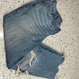 Free people we the free high rise cropped mom jeans distressed 28